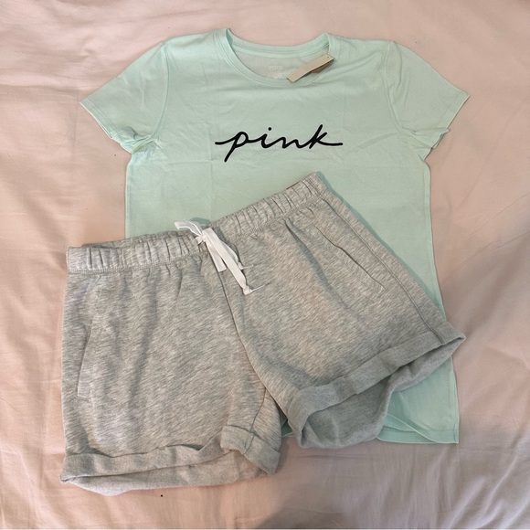 Victoria’s Secret PINK Campus T-Shirt and Boyfriend Shorts - Picture 3 of 5